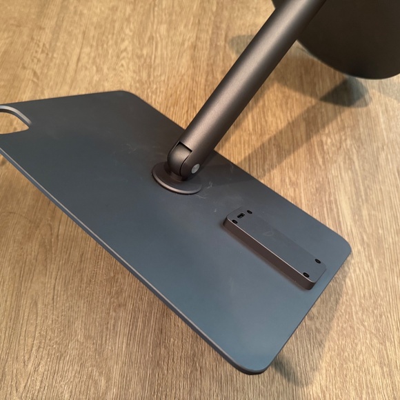 Lululook iPad Stand for iPad Pro 11 M4 (2024) Magnet Adjustable 360 Degree - Picture 6 of 11